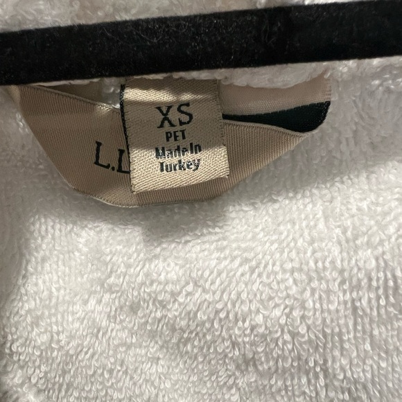 L.L. Bean Cream Robe - Picture 6 of 10